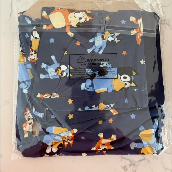 Little sleepies Bluey print - Picture 2 of 6